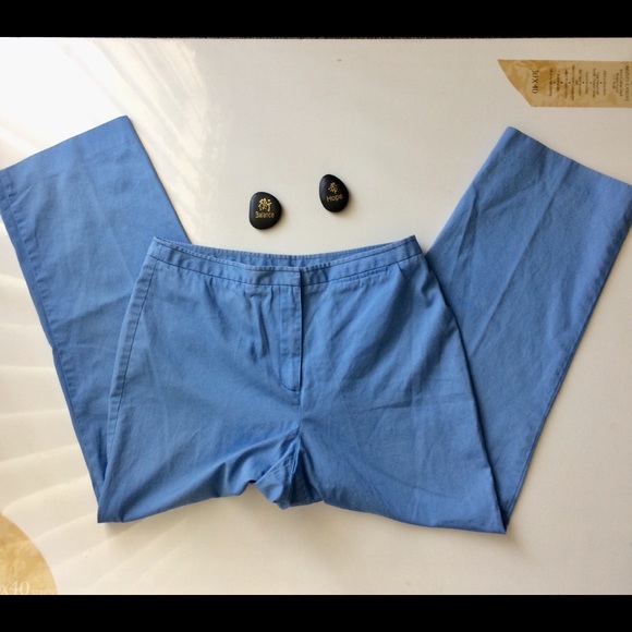 Liz Claiborne Pants - Liz Claiborne Light Blue Capris Size 10 Liz Claiborne Pants - Liz Claiborne Light Blue Capris Size 10